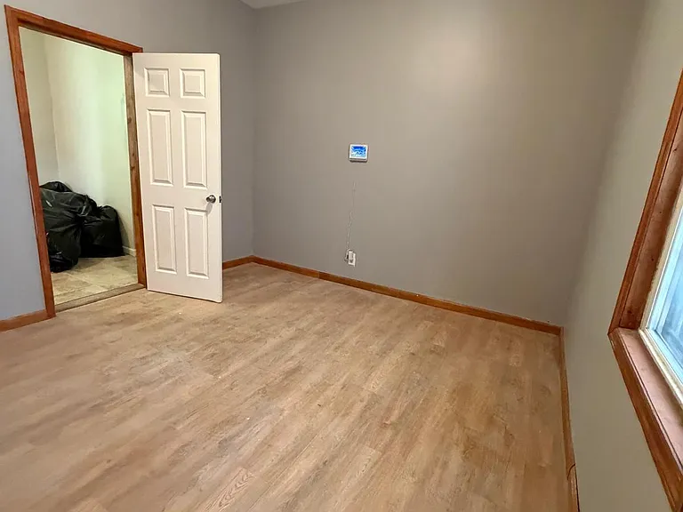 3287 Hull Ave #3 — Photo 8