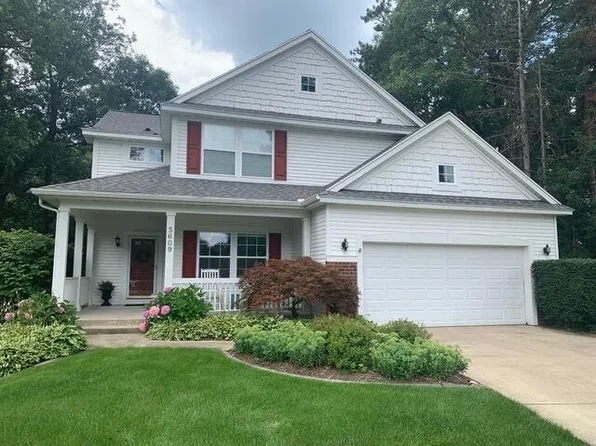 5609 Dorado Ct NE, Rockford, MI 49341