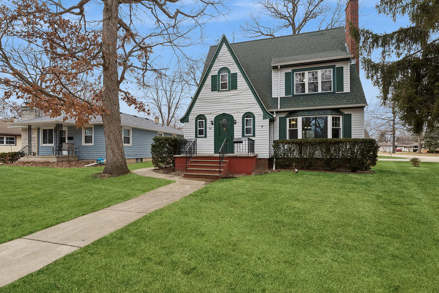 802 Kirkwood Ave photo 1
