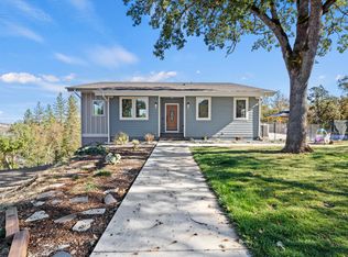 4871 Old Stage Rd, Central Pt, OR 97502