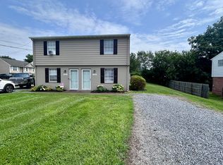 725 Normandy St NE, Roanoke, VA 24012