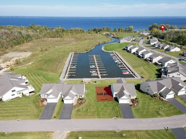 205 Marine View Dr #205, Chittenango, NY 13037