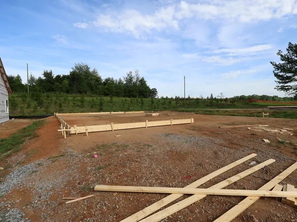 691 Downshire Rd NW, Concord, NC 28027