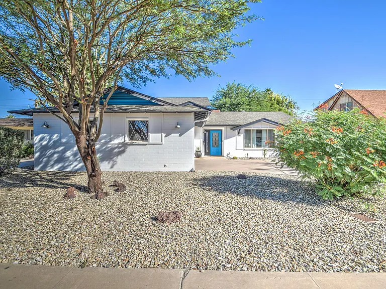 8420 E Keim Dr — Photo 40