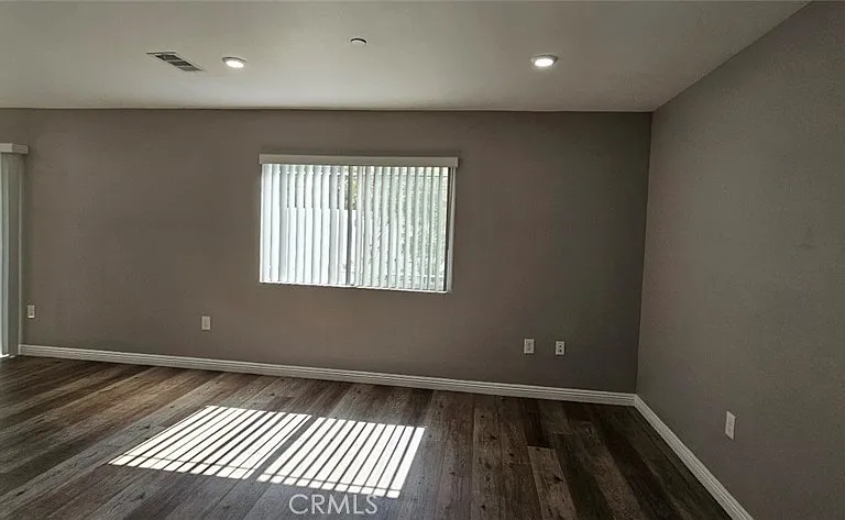 12308 Valley View Ave — Photo 38
