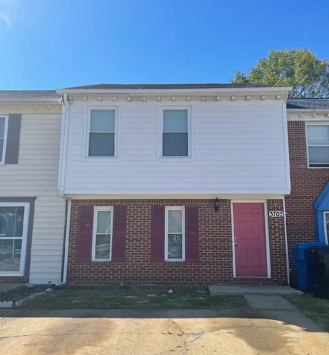 3 bed, 1.5 bath, 1500 sqft, $2,000 — Photo 3