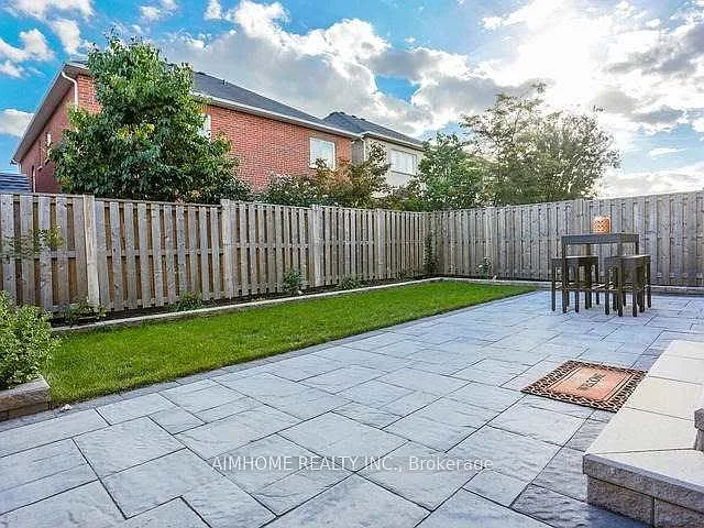 69 James Parrott Ave — Photo 13