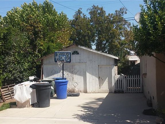 2nd image of 473 Texas St