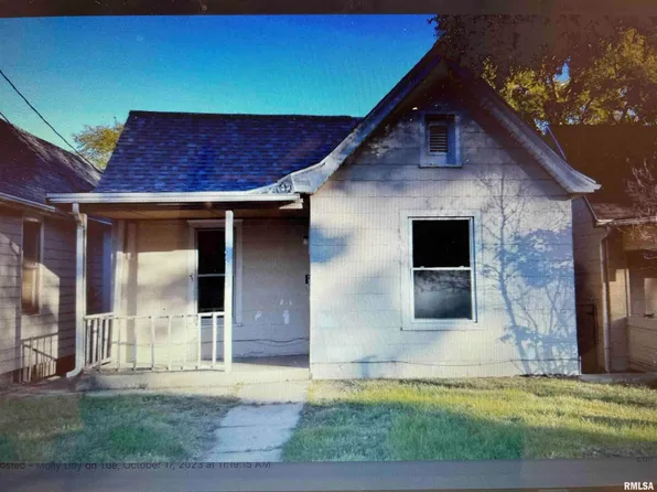 2916 NE Madison Ave, Peoria, IL 61603