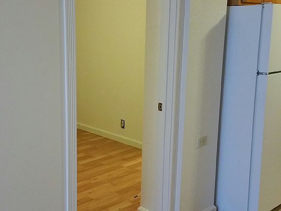 5th image of 135 Magnolia Street # Floor