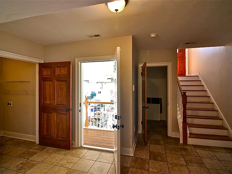 3615 Bayside Ave — Photo 29
