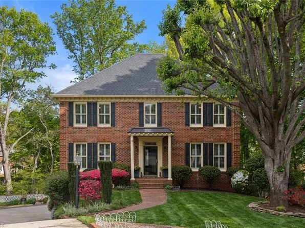 616 Braewyck Ln, Winston Salem, NC 27104