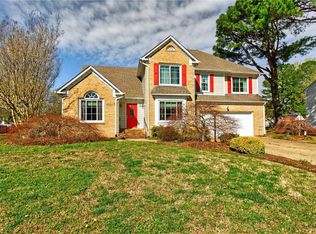 203 Winterberry Ln, Smithfield, VA 23430
