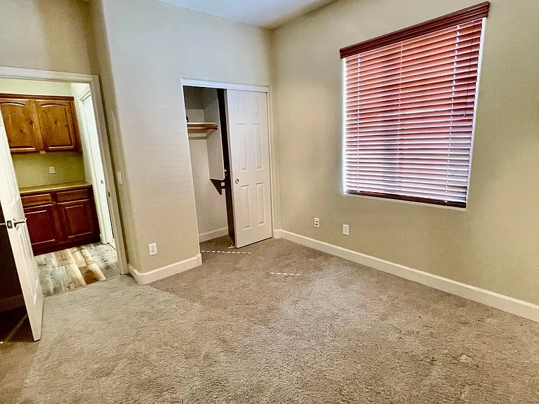 13586 N 152nd Dr — Photo 30