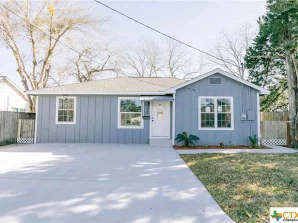 2104 N Levi St, Victoria, TX 77901