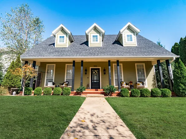 3102 Orchard Way, Bentonville, AR 72712