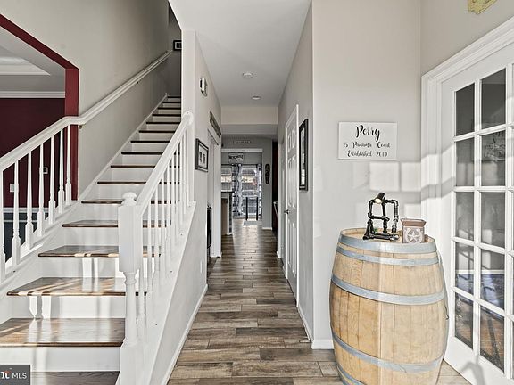 3rd image of 5 Panama Ct
