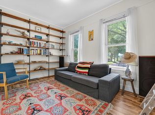 302 Van Deusen St #1, Madison, WI 53715