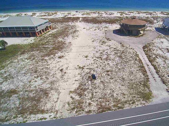 4th image of 2525 W Beach Blvd