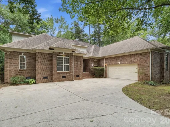 10312 Club Trophy Ln, Mint Hill, NC 28227