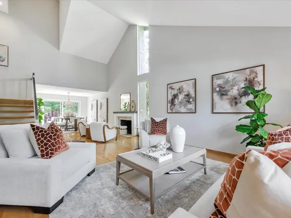 4172 Wallis Ct, Palo Alto, CA 94306