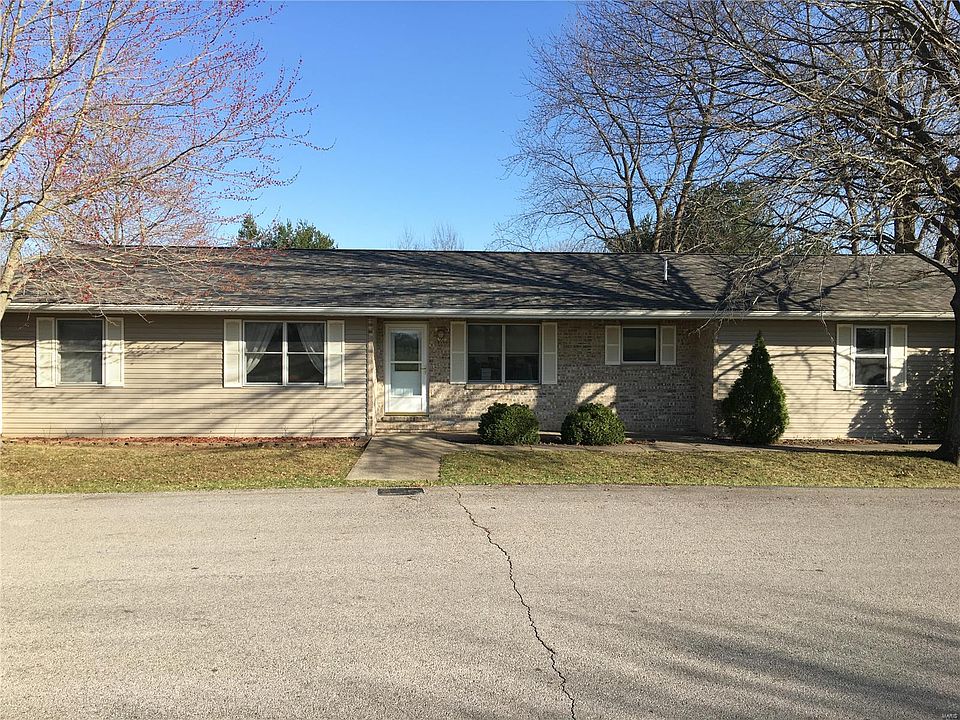 1st image of 16724 Poplar Ln