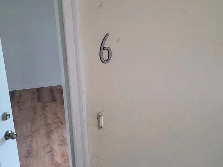 310 N Spruce St #6 — Photo 1