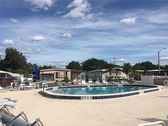 4th image of 2791 Breezewood Dr