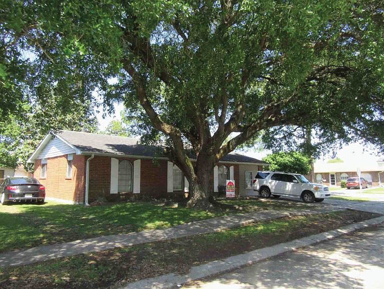 1st image of 776 Goodson Dr