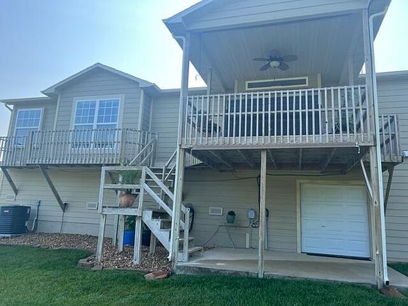 3rd image of 709 E Pamela Drive