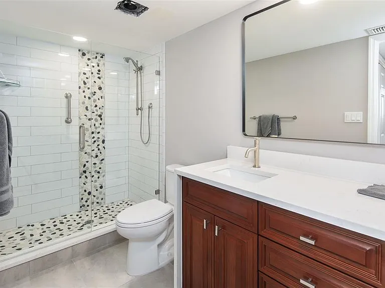 7650 Bayshore Dr #606 — Photo 19