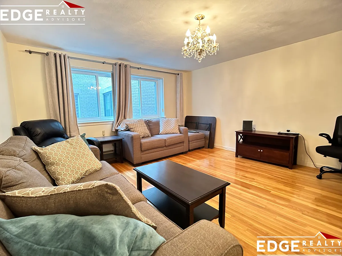 Building Photo - 39 Englewood Ave #21