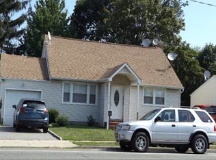 115 Bethpage Rd, Hicksville, NY 11801