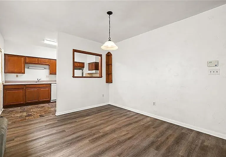 2805 Neeld Ave #2 — Photo 4