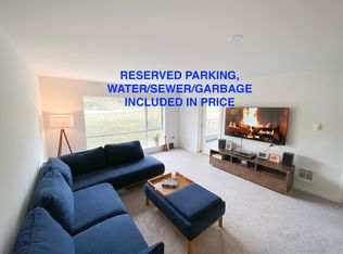 321 10th Ave S APT 706, Seattle, WA 98104
