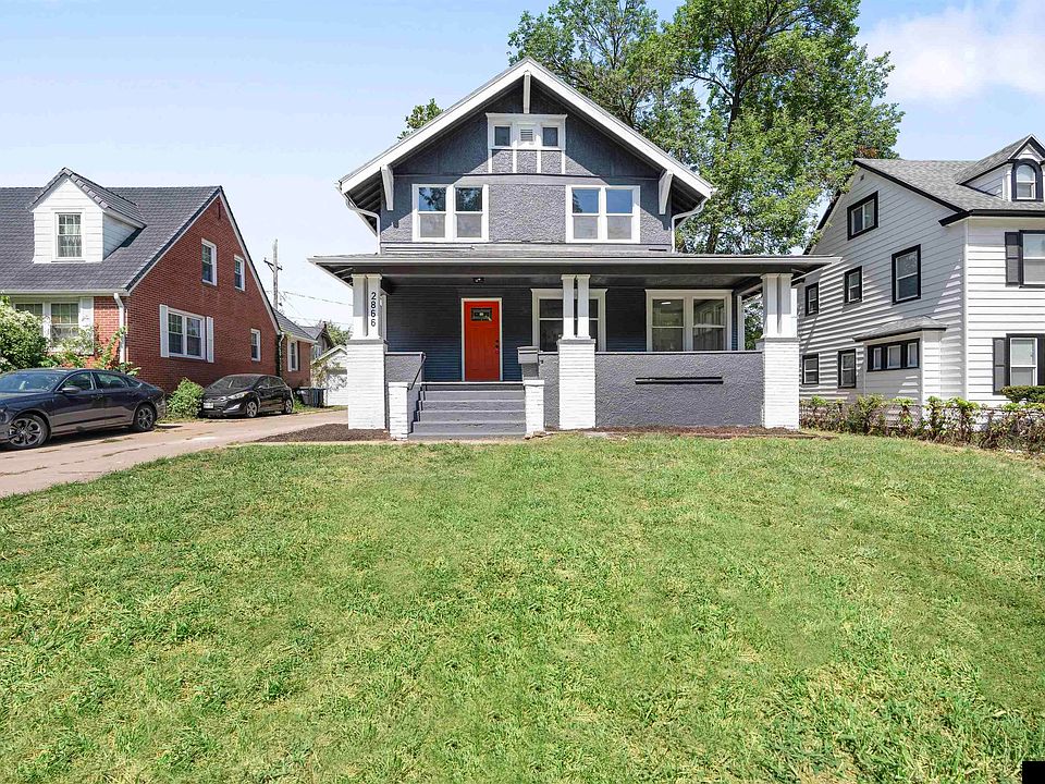 1st image of 2866 Redick Ave