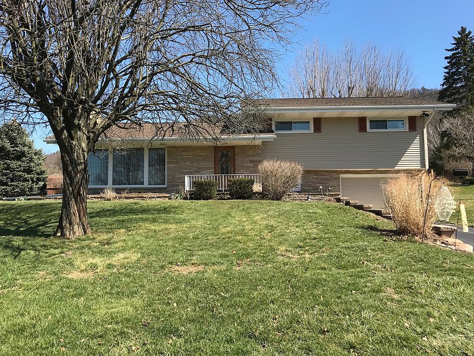 1st image of 143 Shawnee Cir
