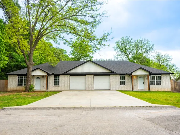 517 N Oak Hill St, Siloam Springs, AR 72761