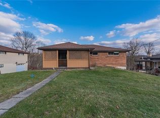 1221 Robbie Dr, Irwin, PA 15642