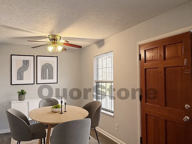 4818 S 3rd St #2 — Photo 2