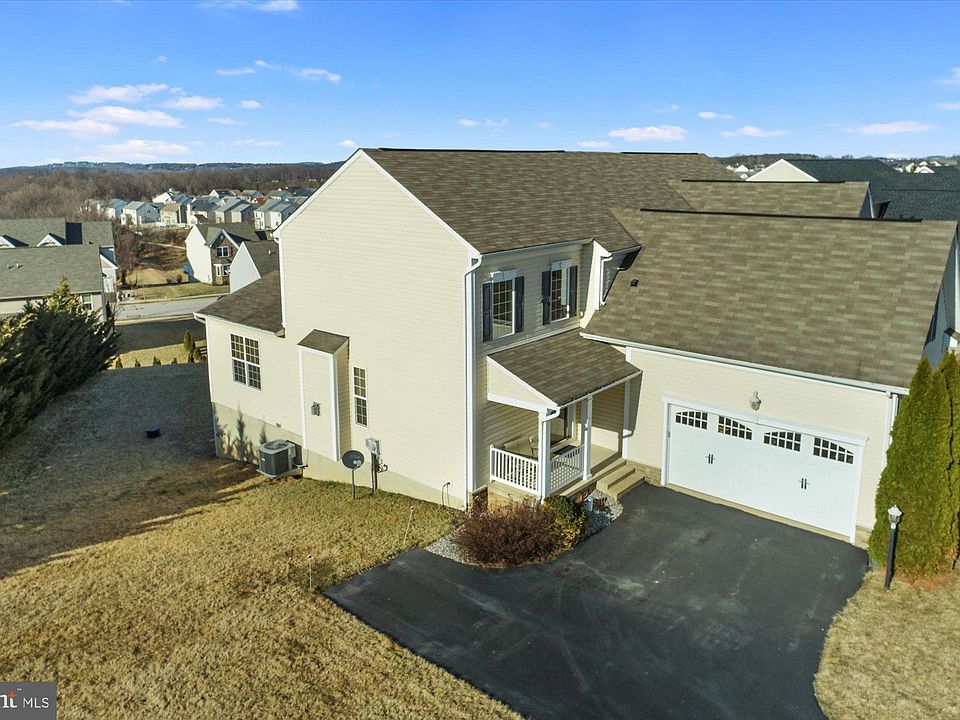 786 Lake Redman Ct, Seven Valleys, PA 17360 Zillow