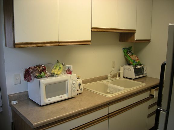 4th image of 1016-1018 9th St S #1016