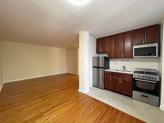 1st image of 83-30 118th St #N3