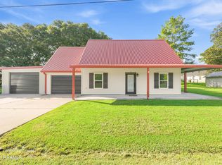 1107A S Main St, Breaux Bridge, LA 70517