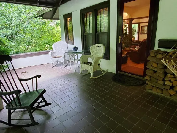 106 Overlook Rd, Ithaca, NY 14850