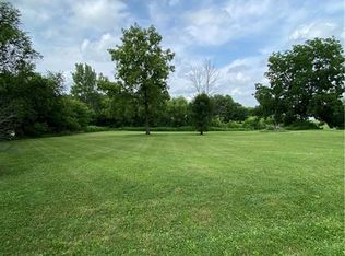 408 W 6th St, Hamilton, MO 64644