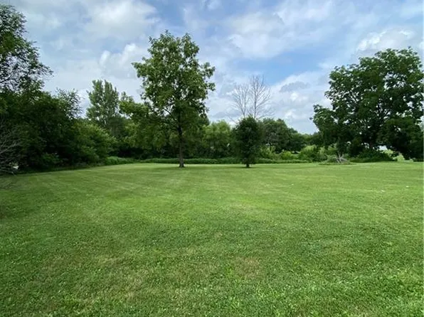 408 W 6th St, Hamilton, MO 64644