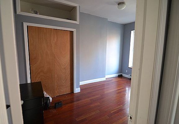 4th image of 383 Kosciuszko St #3