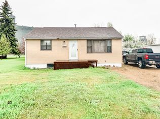 119 2nd Ave E, Ray, ND 58849