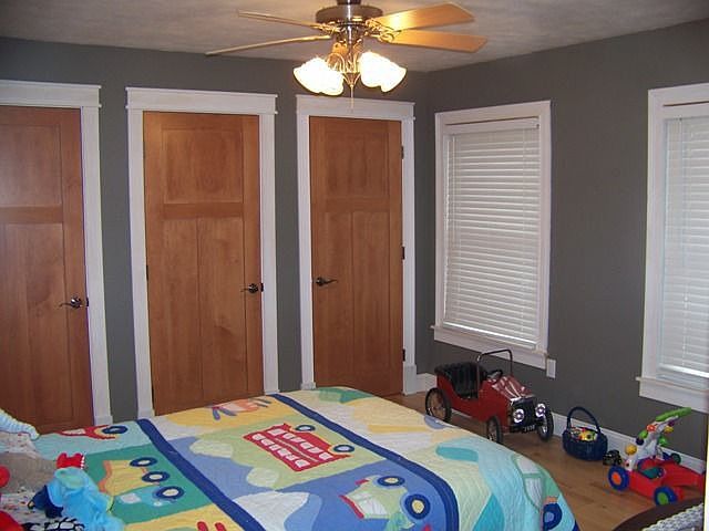 2nd bedroom